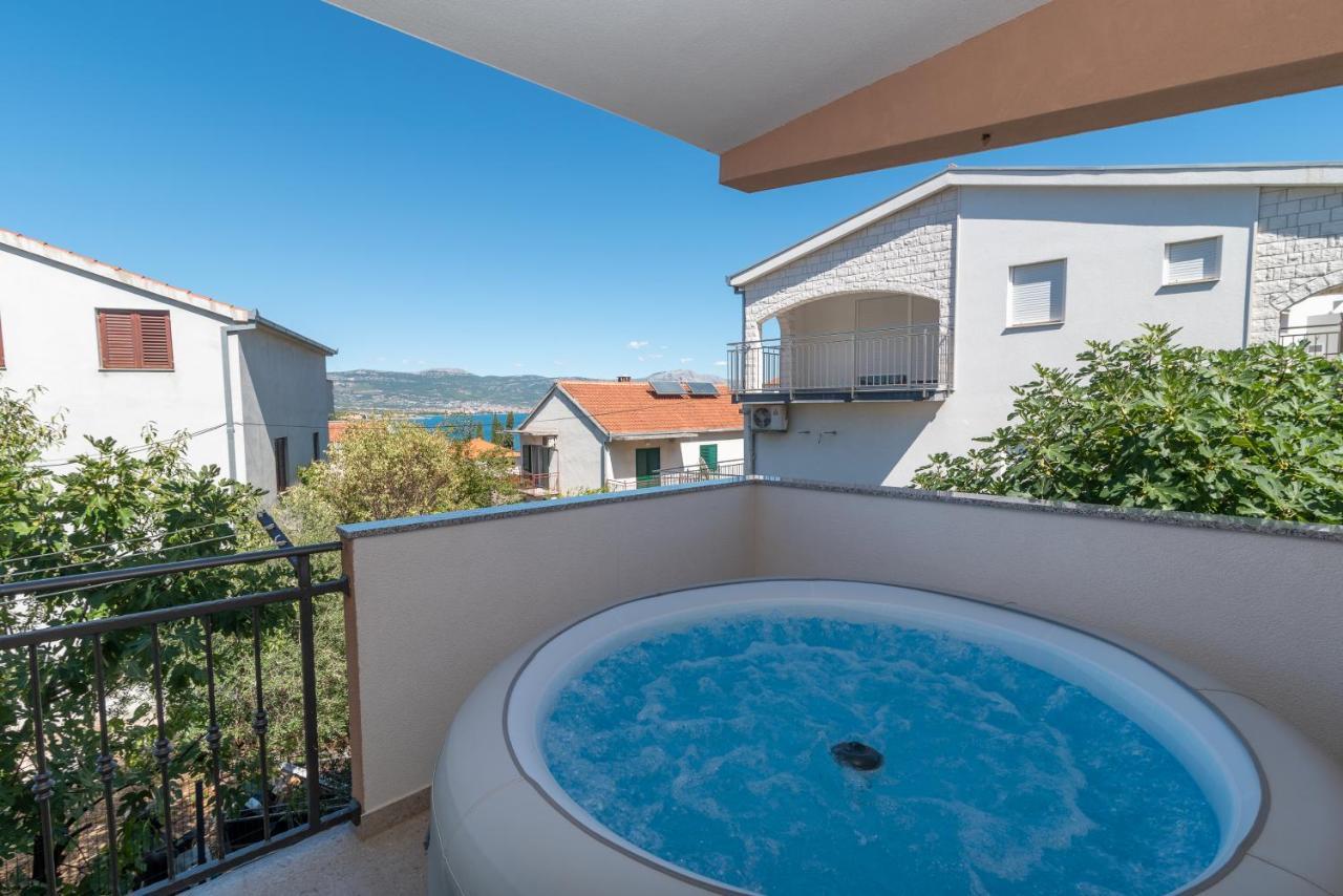 Apartment Gagula With Jacuzzi Τρογκίρ Εξωτερικό φωτογραφία